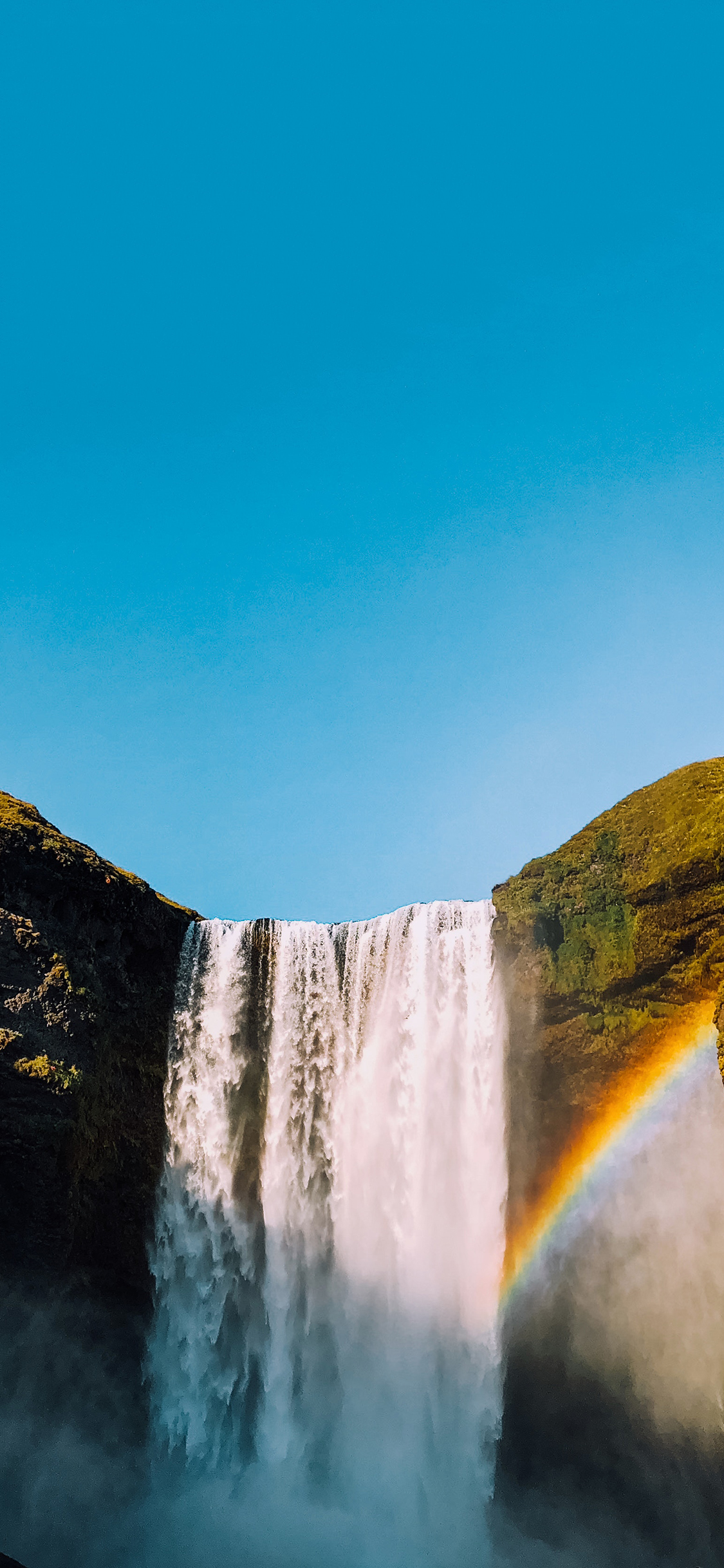 [2436×1125]郊外 自然 山峰 瀑布 彩虹 苹果手机壁纸图片