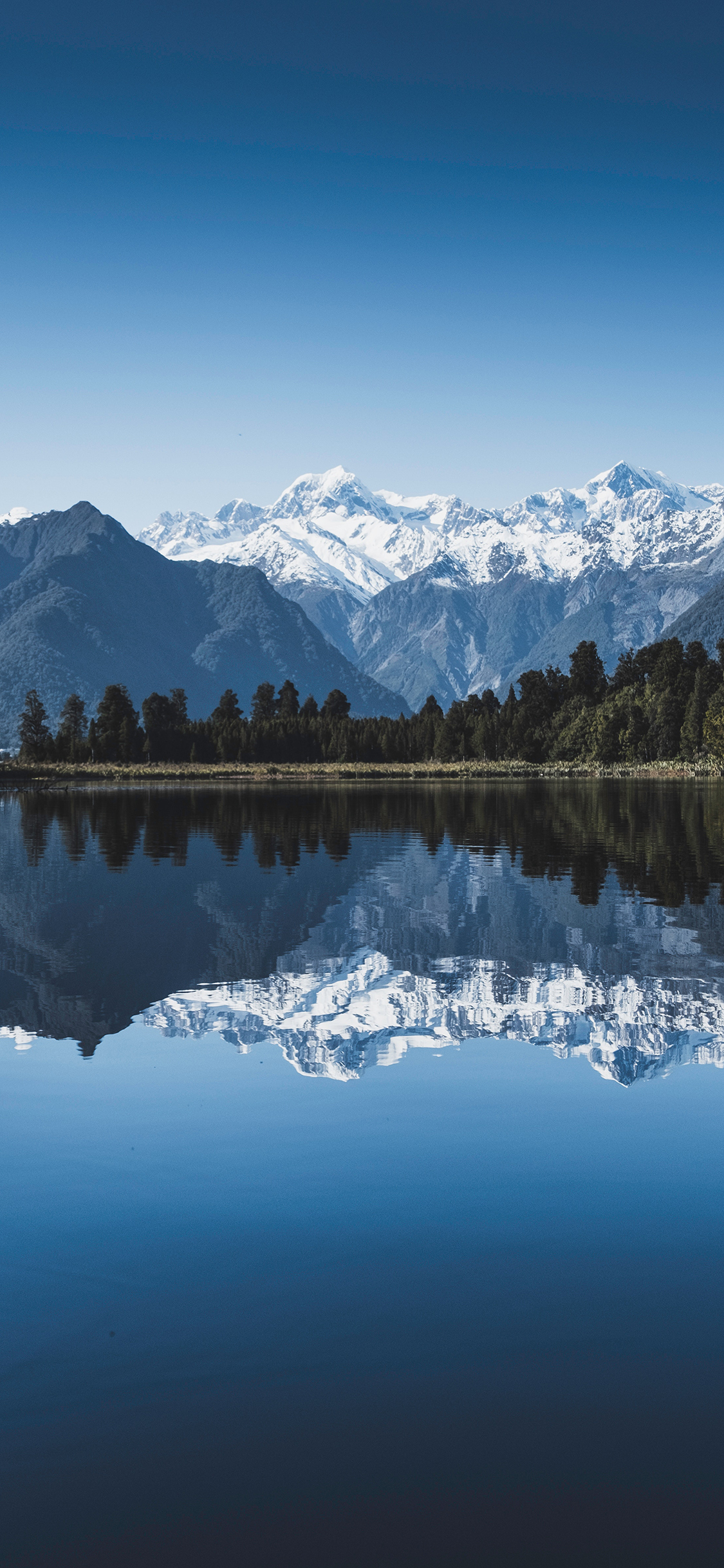 [2436×1125]郊外 自然 山河美景 倒映 苹果手机壁纸图片