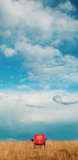 [2436x1125]郊外 蓝天白云 草丛 椅子 爱心 苹果手机壁纸图片