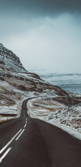 [2436x1125]郊外山峰 道路 蜿蜒 苹果手机壁纸图片