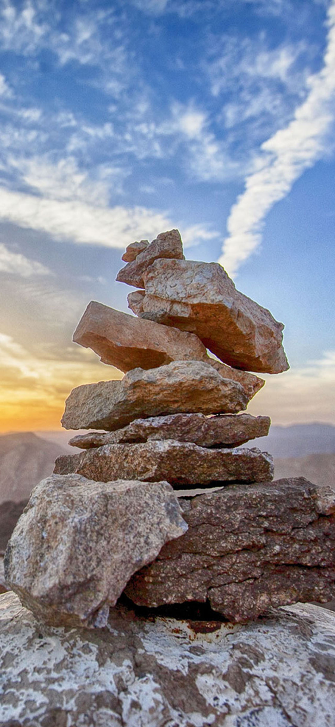 [2436×1125]郊外自然美景 阳光  石头造型 苹果手机壁纸图片