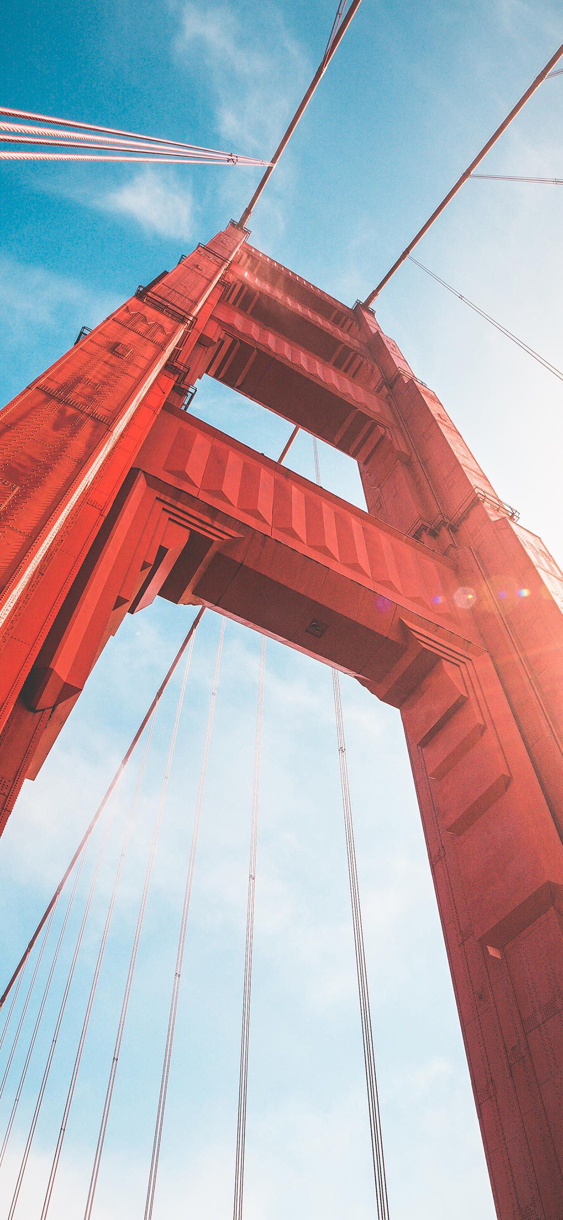 [2436×1125]金门大桥 仰视 天空 钢索 苹果手机壁纸图片