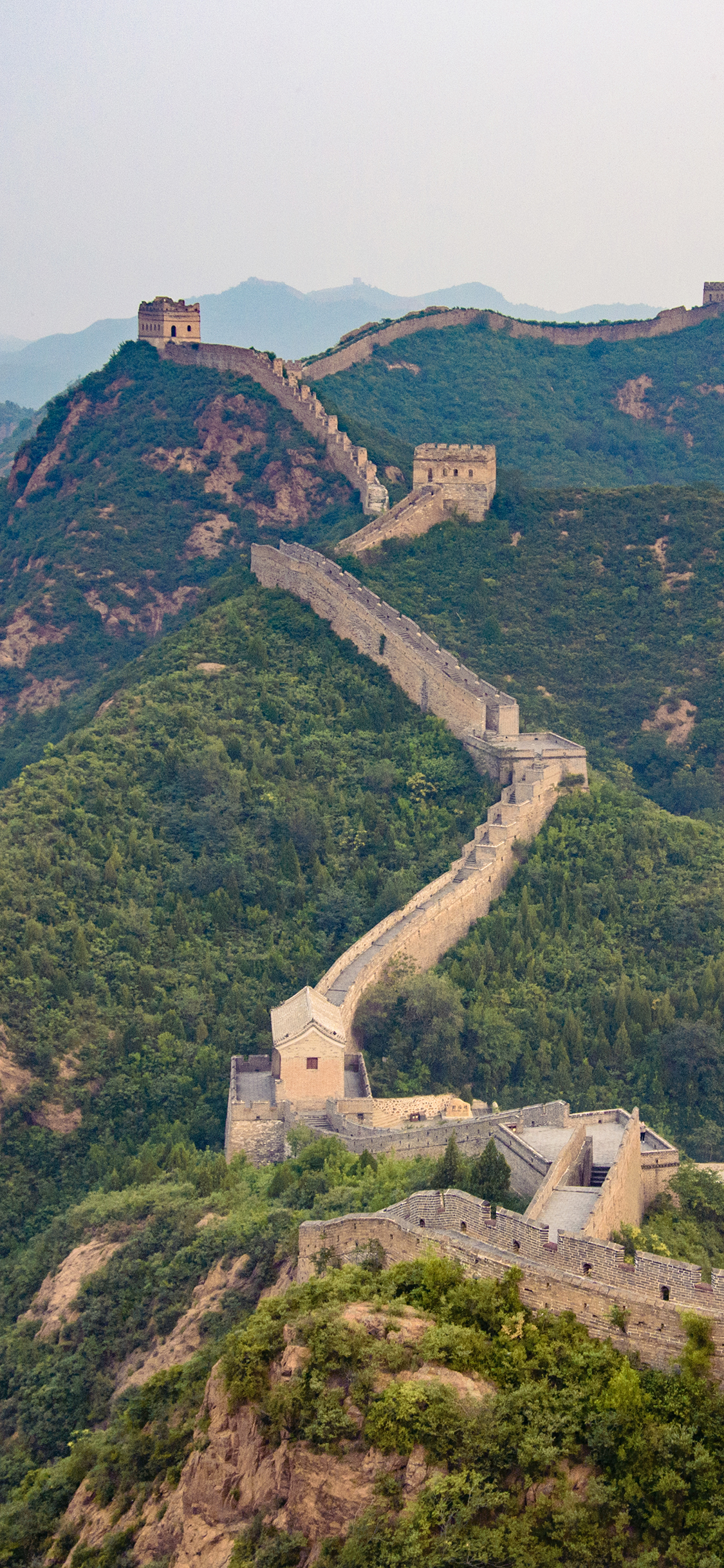 [2436×1125]长城 景点 群山 延绵不断 苹果手机壁纸图片