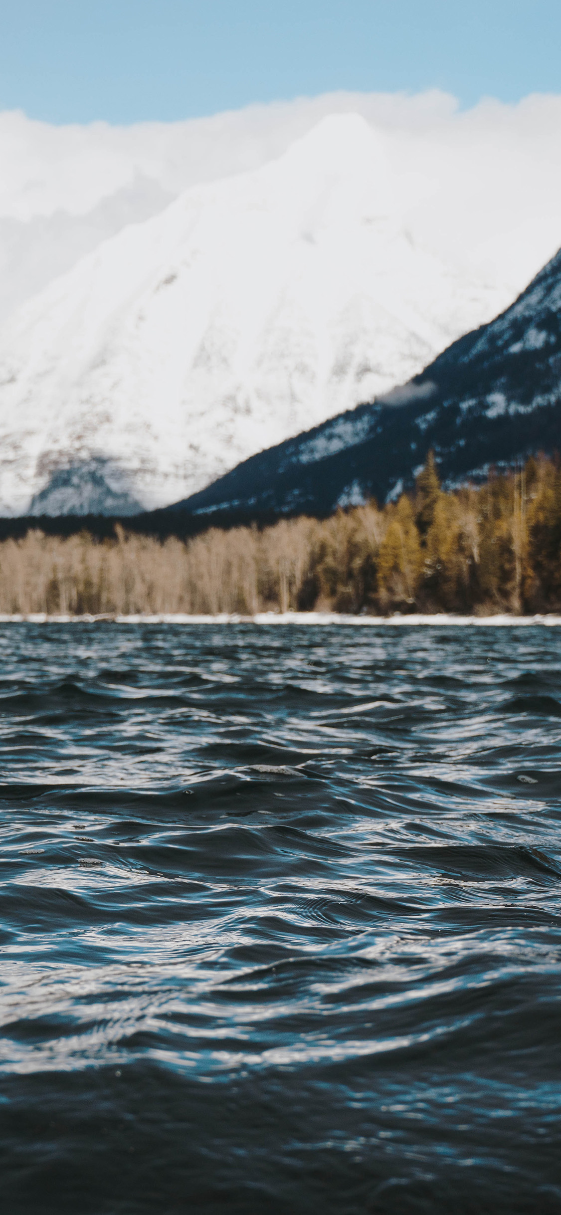 [2436×1125]雪山 树木 大海 海景 苹果手机壁纸图片