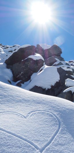 [2436x1125]雪山 积雪 阳光 爱心 蓝天 苹果手机壁纸图片