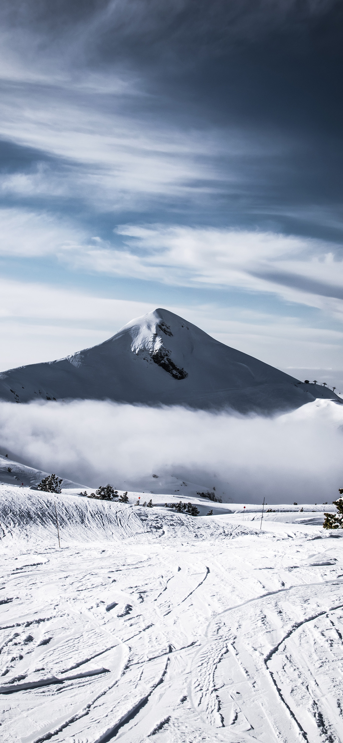[2436×1125]雪景 白雪覆盖 山峰 苹果手机壁纸图片