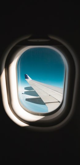 [2436x1125]飞机 机窗 机翼 天空 苹果手机壁纸图片