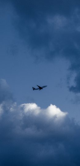 [2436x1125]飞机 飞行 航空 蓝色 天空 苹果手机壁纸图片