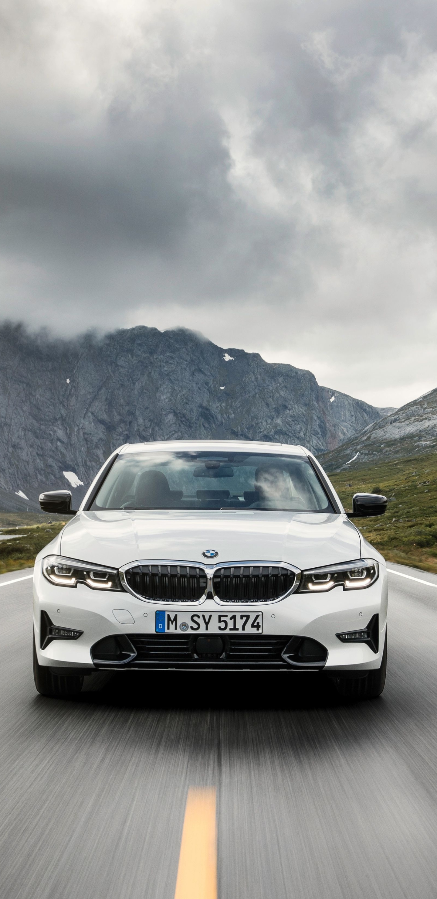 宝马3系2K（2960×1440）手机壁纸图片