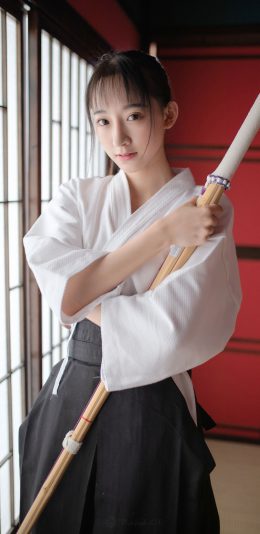 剑道服美女4k高清手机壁纸竖屏美女2160x3840
