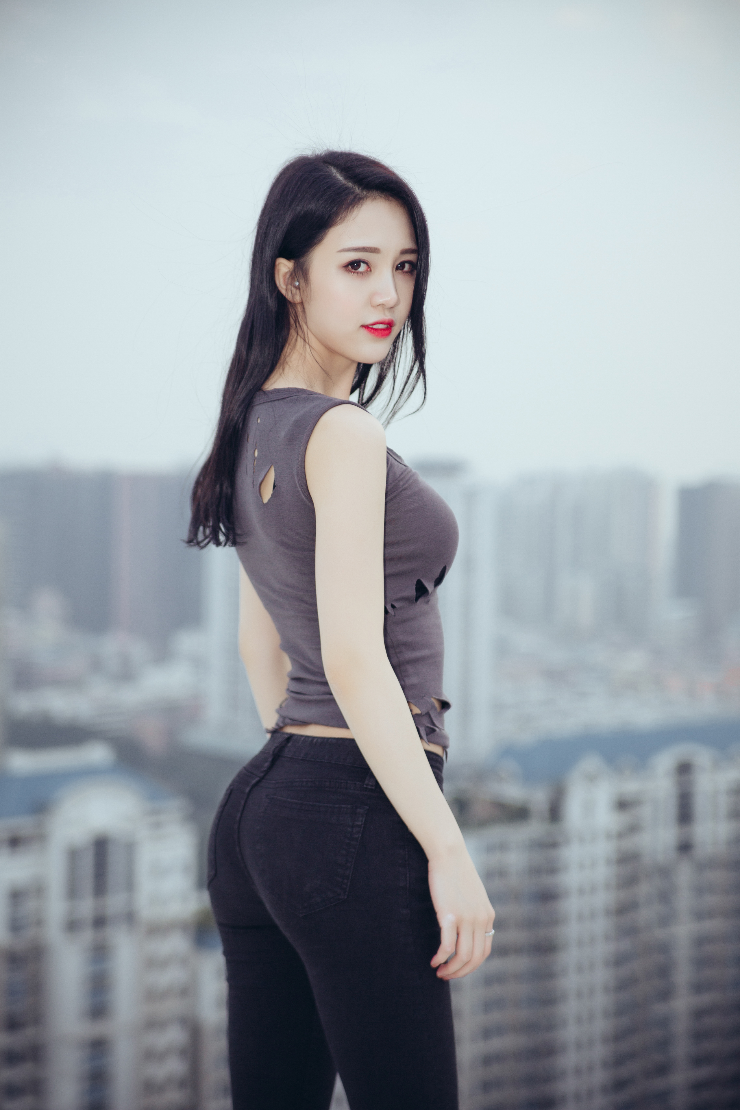 李倩倩 美女侧面摄影高清4k手机壁纸