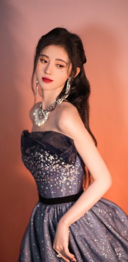 鞠婧祎露肩 抹胸裙 低胸裙 唯美4k手机壁纸竖屏美女